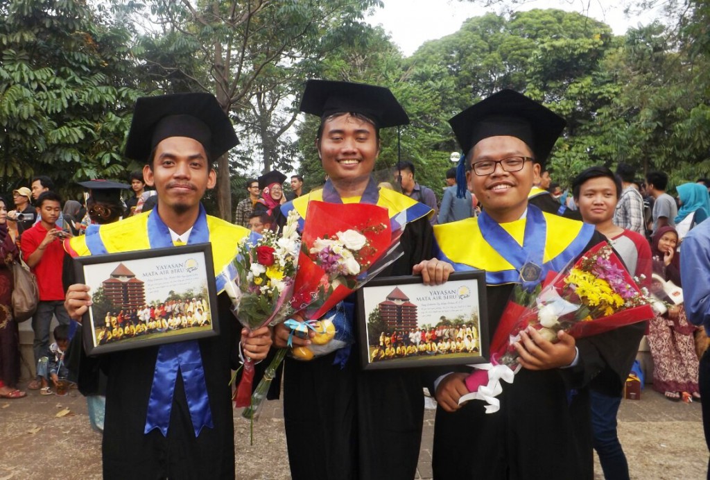 Wisudawan MAB semester genap