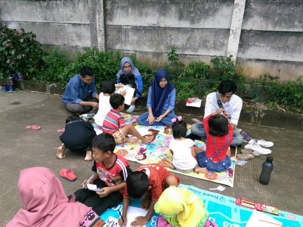 Belajar Mengajar Lapak Sekolah Bersama