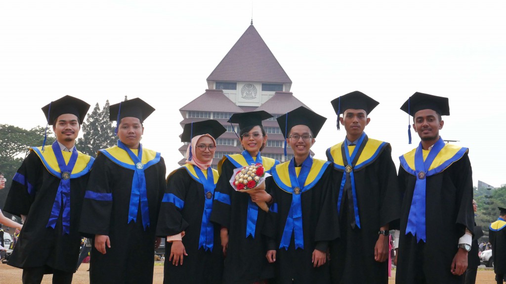 Awardee MAB Lulus dari Universitas Indoneia